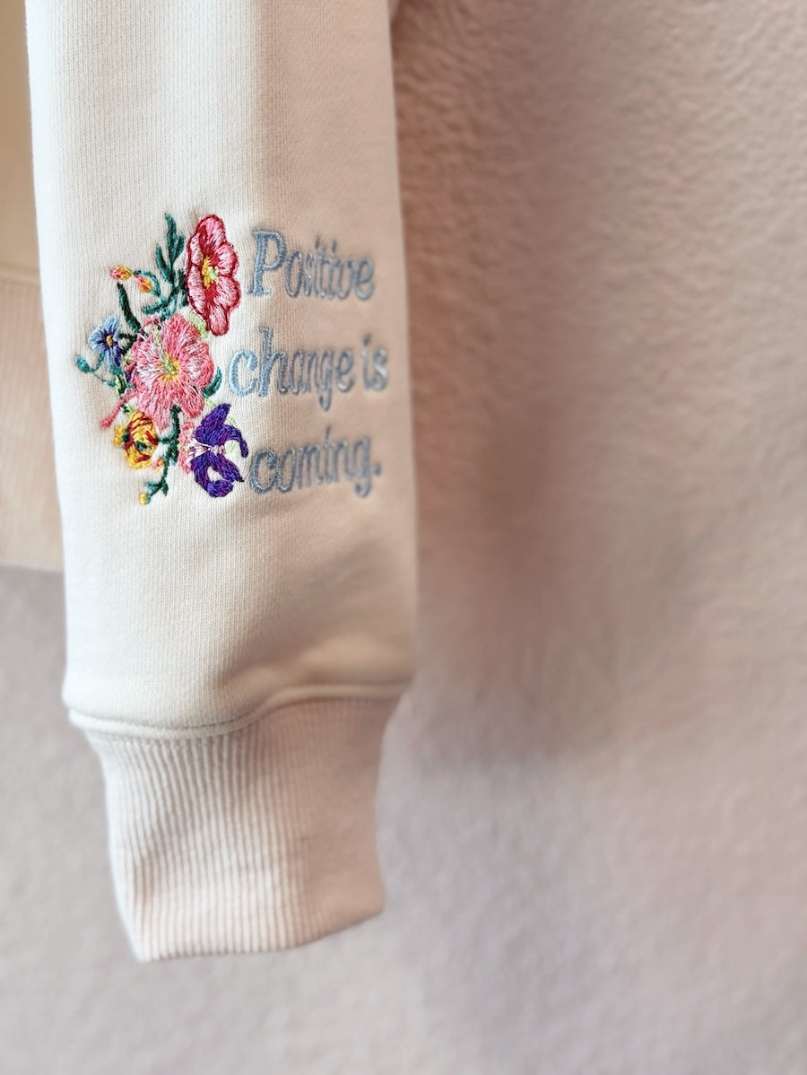 Classic Embroidered Sweatshirt Hummingbird